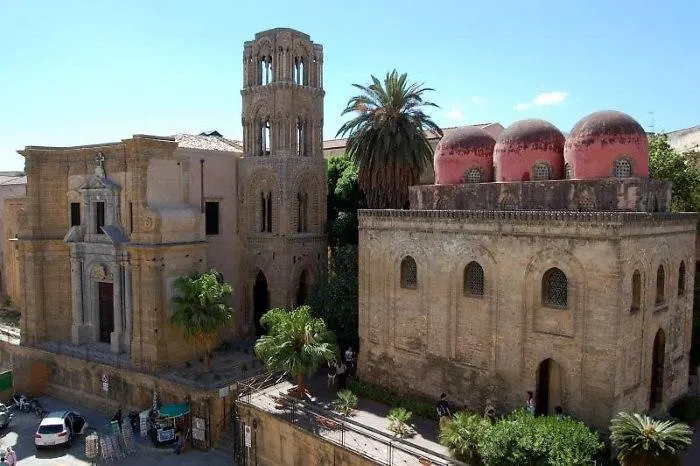 Bed & Breakfast B&B Locami Piazzetta Messinese Palermo